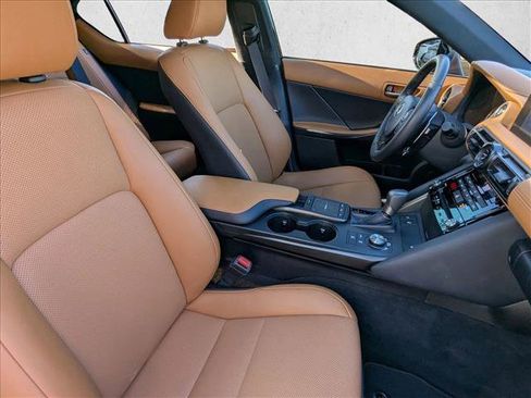 Used 2025 Lexus IS 300 F Sport AWD/4WD image 20