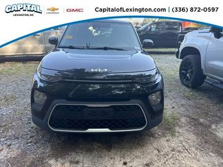Used 2022 Kia Soul LX w/ Technology Package FWD video 1
