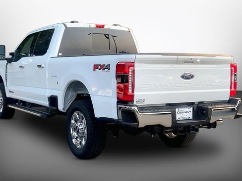 Used 2026 Ford F250 Lariat w/ Lariat Premium Package AWD/4WD image 13