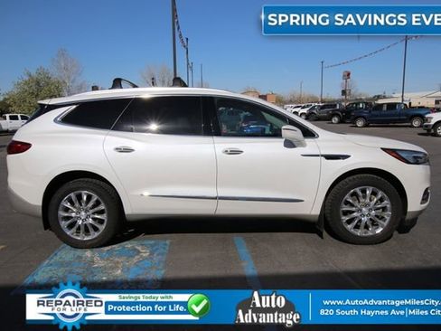 Used 2018 Buick Enclave Premium w/ Experience Buick Package AWD/4WD image 7