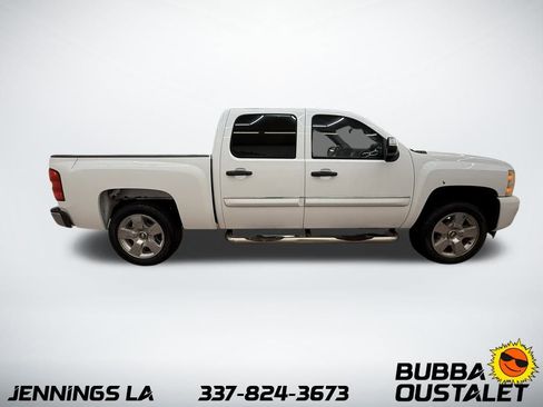 Used 2011 Chevrolet Silverado 1500 LT w/ Regional Value Package image 6