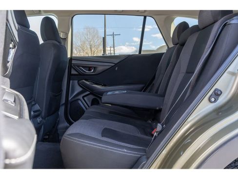 Used 2020 Subaru Outback Premium image 13