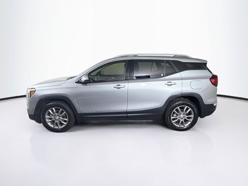 Used 2024 GMC Terrain SLT w/ Tech Package AWD/4WD image 4