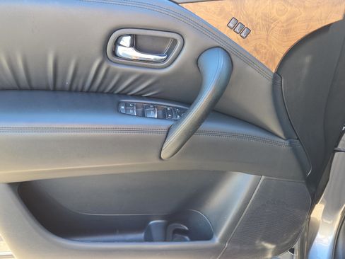 Used 2021 Nissan Armada SL w/ Captain's Chairs Package AWD/4WD image 20