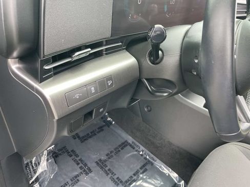 Certified 2025 Hyundai Kona SEL AWD/4WD image 20