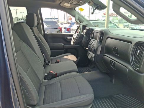 Used 2022 Chevrolet Silverado 1500 Custom AWD/4WD image 11