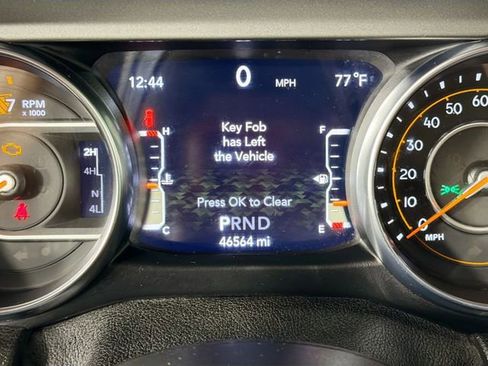 Used 2021 Jeep Wrangler Unlimited Sahara w/ Uconnect 4C Nav & Sound Group AWD/4WD image 13
