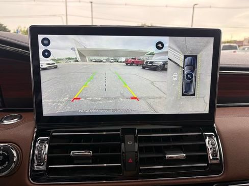 Used 2024 Lincoln Navigator L Reserve AWD/4WD image 29