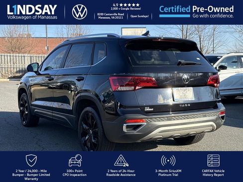 Used 2023 Volkswagen Taos SE w/ Panoramic Sunroof Package image 5