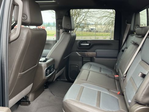 Used 2023 GMC Sierra 3500 Denali w/ Denali Ultimate Package image 13