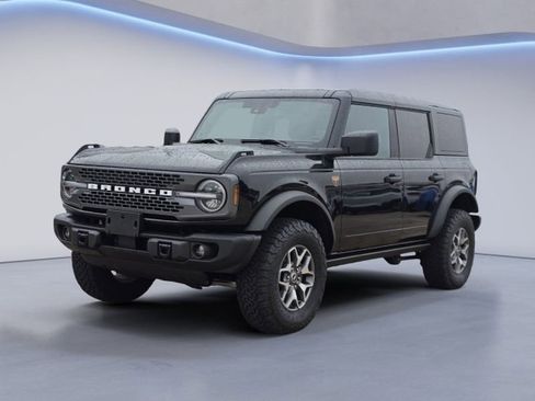 Used 2025 Ford Bronco Badlands AWD/4WD image 6
