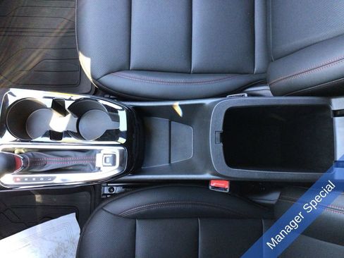 Used 2024 Chevrolet Trax RS w/ Driver Confidence Package FWD image 32