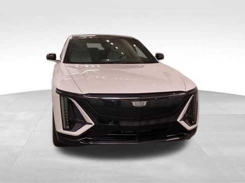 New 2025 Cadillac Lyriq Sport AWD/4WD image 3