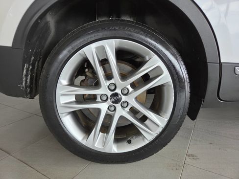 Used 2016 Lincoln MKC Reserve w/ Lincoln MKC Climate Package AWD/4WD image 10