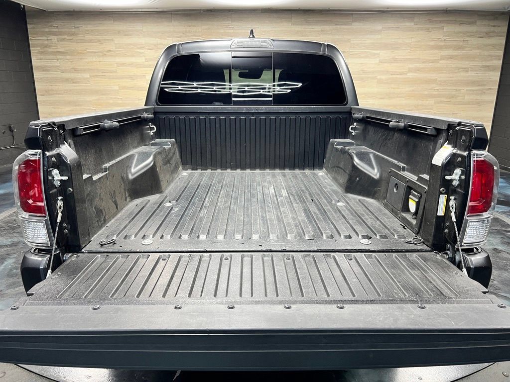 Used 2023 Toyota Tacoma TRD Sport AWD/4WD image 20