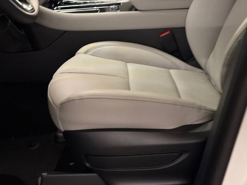 New 2026 Lincoln Aviator AWD image 17