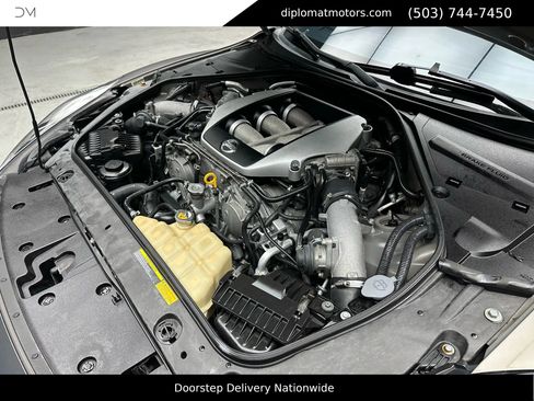 Used 2009 Nissan GT-R Premium image 48