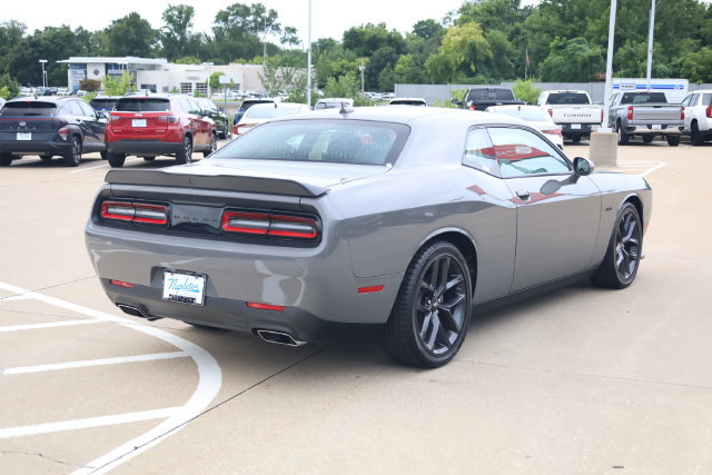 Used 2023 Dodge Challenger R/T w/ Blacktop Package RWD image 5