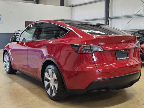 Used 2023 Tesla Model Y Long Range AWD/4WD image 6