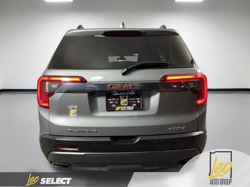 Used 2023 GMC Acadia AT4 w/ Technology Package AWD/4WD image 4