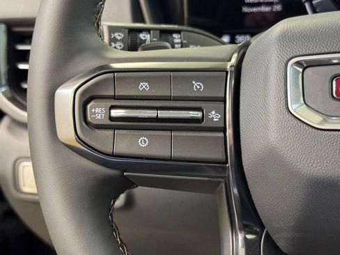 New 2026 GMC Terrain AT4 w/ LPO, Floor Liner Package image 33