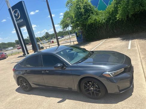 Used 2025 Honda Civic Sport image 9
