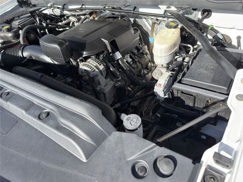 Used 2015 Chevrolet Silverado 3500 W/T image 31