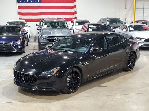 Used 2018 Maserati Quattroporte S GranSport Q4 AWD/4WD image 41