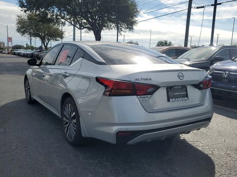 Certified 2023 Nissan Altima 2.5 SV image 5