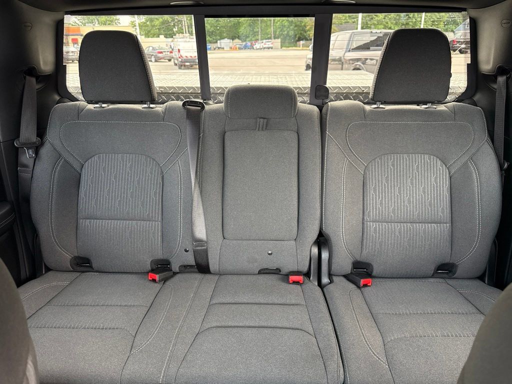 Used 2024 RAM 1500 Big Horn AWD/4WD image 49