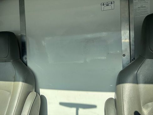 Used 2024 Ford E-350 and Econoline 350 Super Duty w/ Power Windows & Locks Group image 21