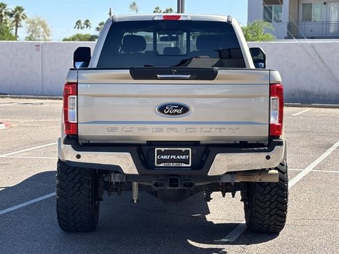 Used 2017 Ford F350 Lariat AWD/4WD image 5