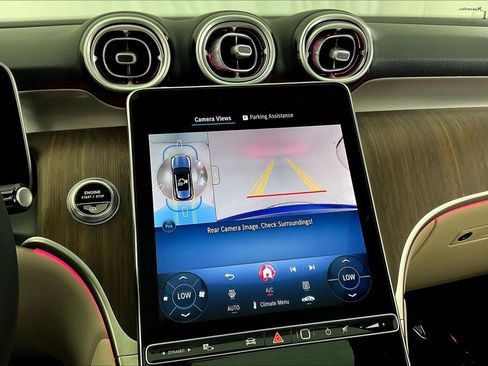 Used 2026 Mercedes-Benz GLC 300 4MATIC image 14