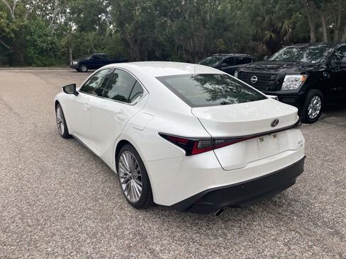 Used 2023 Lexus IS 300 AWD w/ Premium Package image 4