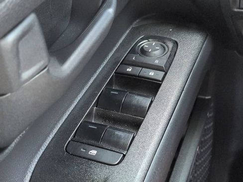 Certified 2025 Toyota 4Runner SR5 RWD image 22