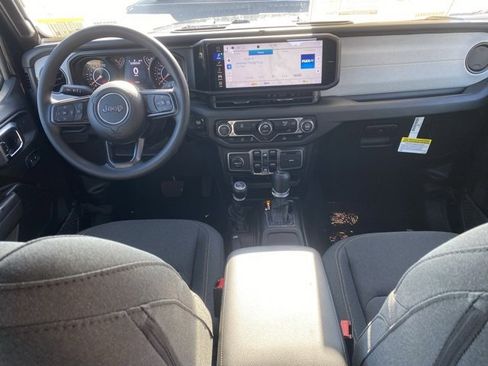 New 2026 Jeep Gladiator Sport image 33