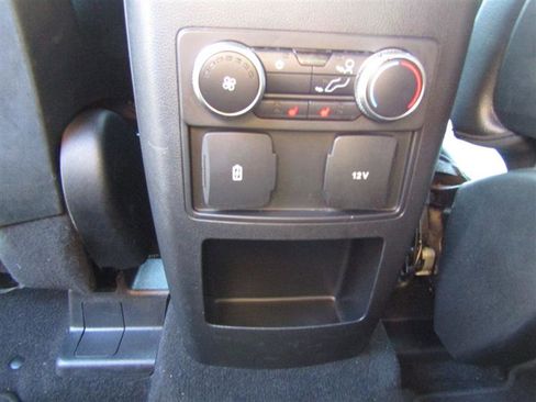 Used 2020 Ford Explorer XLT w/ Equipment Group 202A image 32