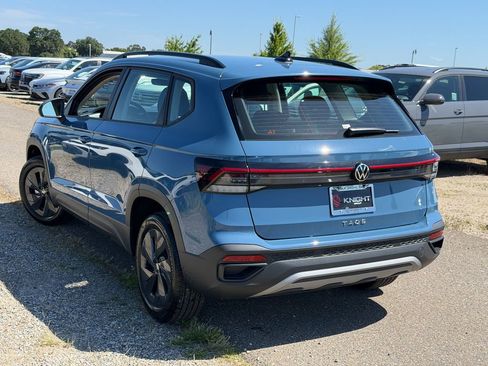 New 2026 Volkswagen Taos S FWD image 9