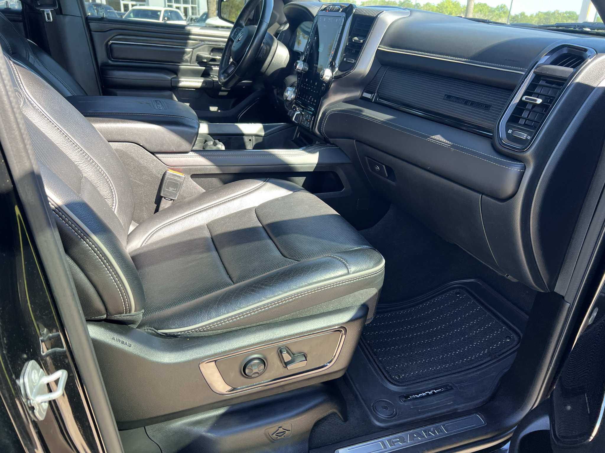 Certified 2023 RAM 1500 Limited AWD/4WD image 17