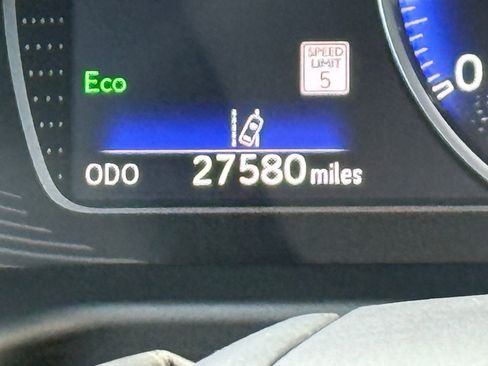 Used 2023 Lexus ES 350 Ultra Luxury image 28