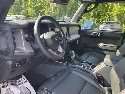 New 2026 Ford Bronco Outer Banks w/ Sasquatch Package AWD/4WD image 15