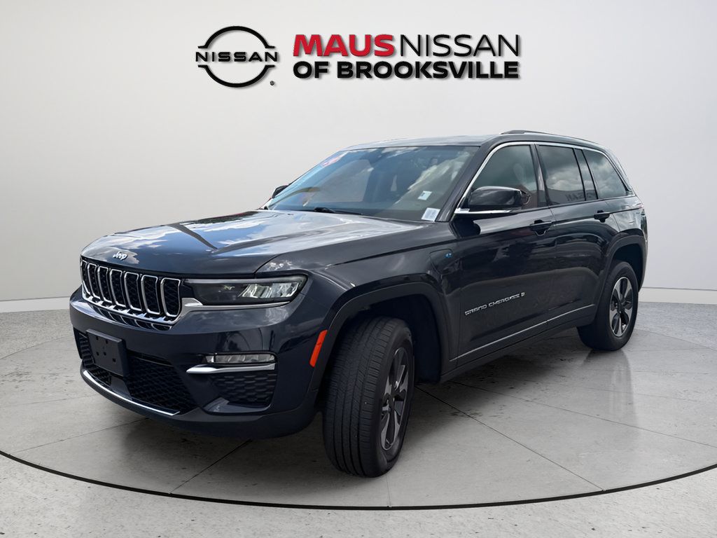 Used 2024 Jeep Grand Cherokee Limited 4xe AWD/4WD image 4