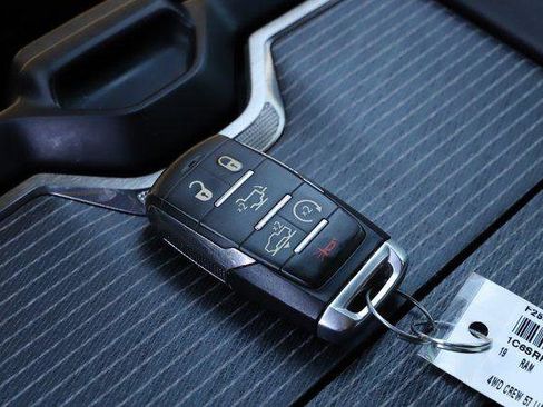 Used 2019 RAM 1500 Limited w/ Advanced Safety Group AWD/4WD image 36