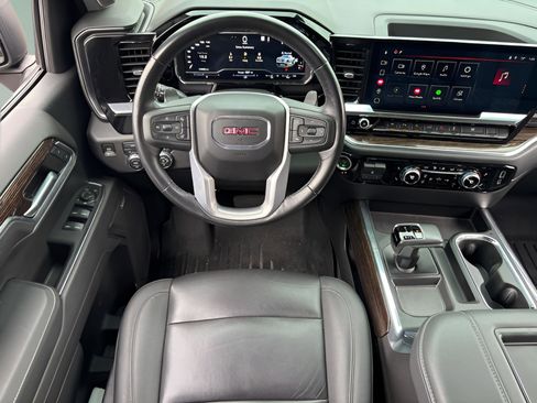 Used 2022 GMC Sierra 1500 Elevation w/ Elevation Premium Package image 16