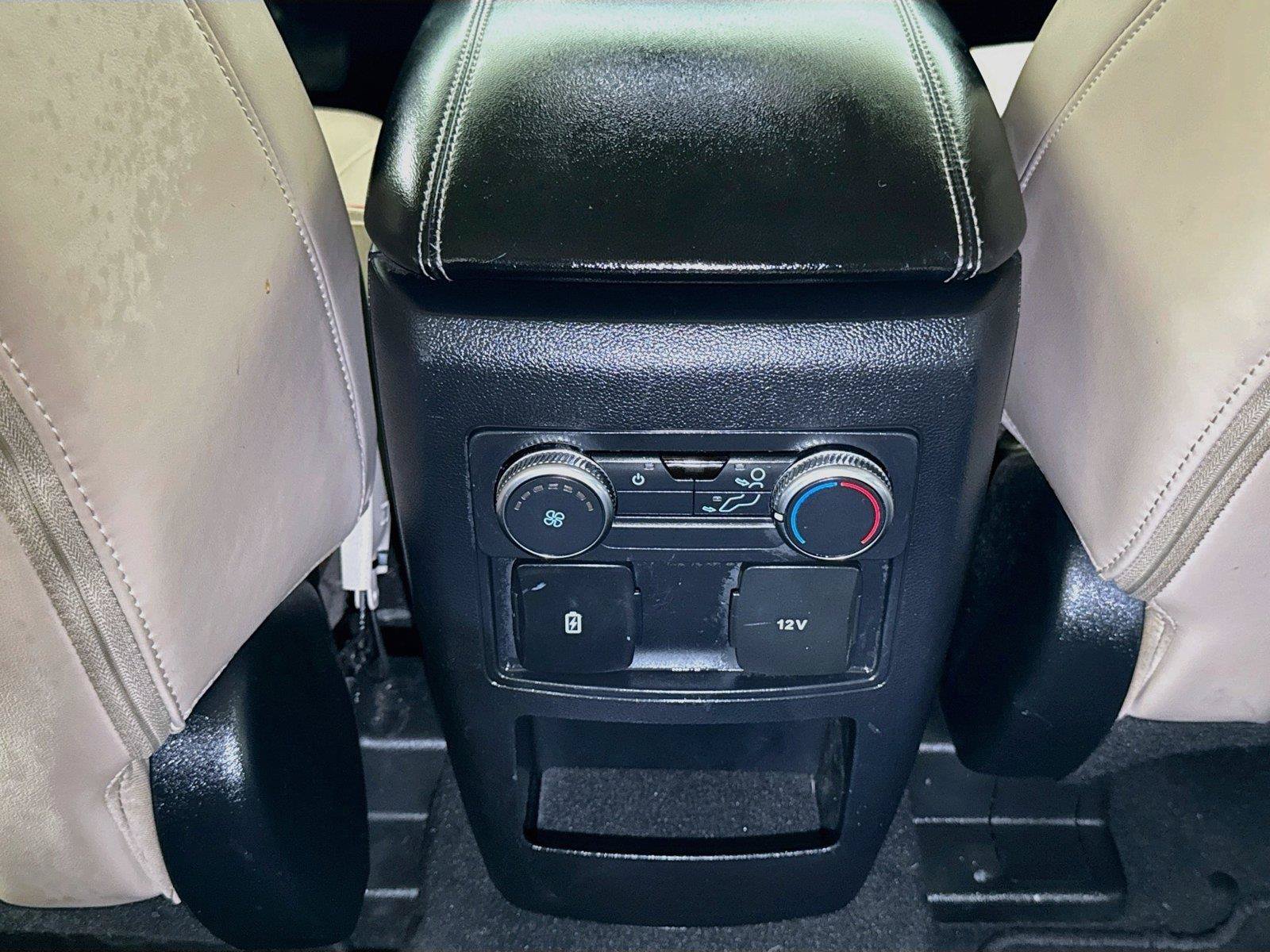 Used 2021 Ford Explorer XLT w/ Equipment Group 202A RWD image 24