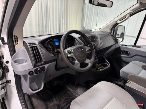 Used 2015 Ford Transit 250 130 Low Roof RWD image 15
