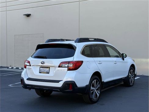 Used 2019 Subaru Outback 2.5i Limited w/ Popular Package #2 AWD/4WD image 7