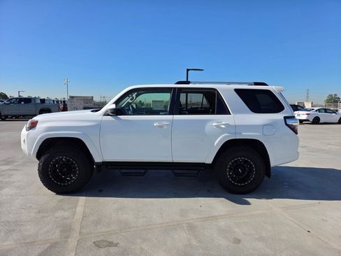 Used 2021 Toyota 4Runner SR5 RWD image 8