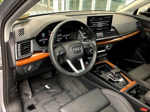 Certified 2023 Audi Q5 2.0T Premium Plus w/ Premium Plus Package image 17