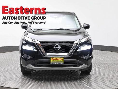 Used 2023 Nissan Rogue SV AWD/4WD image 2